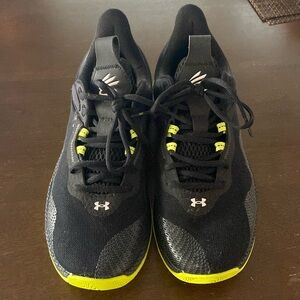 Unisex Under Amour Curry HOVR Splash 2 basketball sneakers